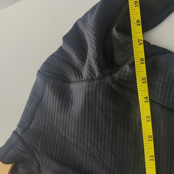 Stormtech Outdoor Charcoal Quarter-Zip Pullover Base Thermal - Size Small NWT - Picture 9 of 9